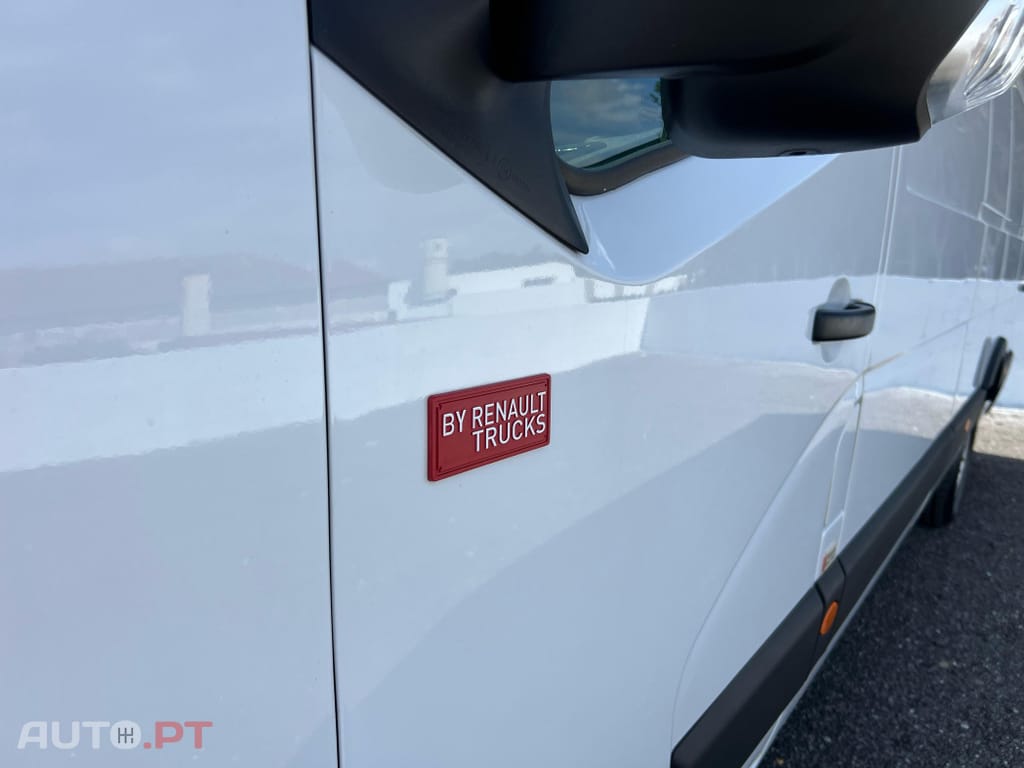 Renault Master 2.3 dCi L4 3.5T CD RD