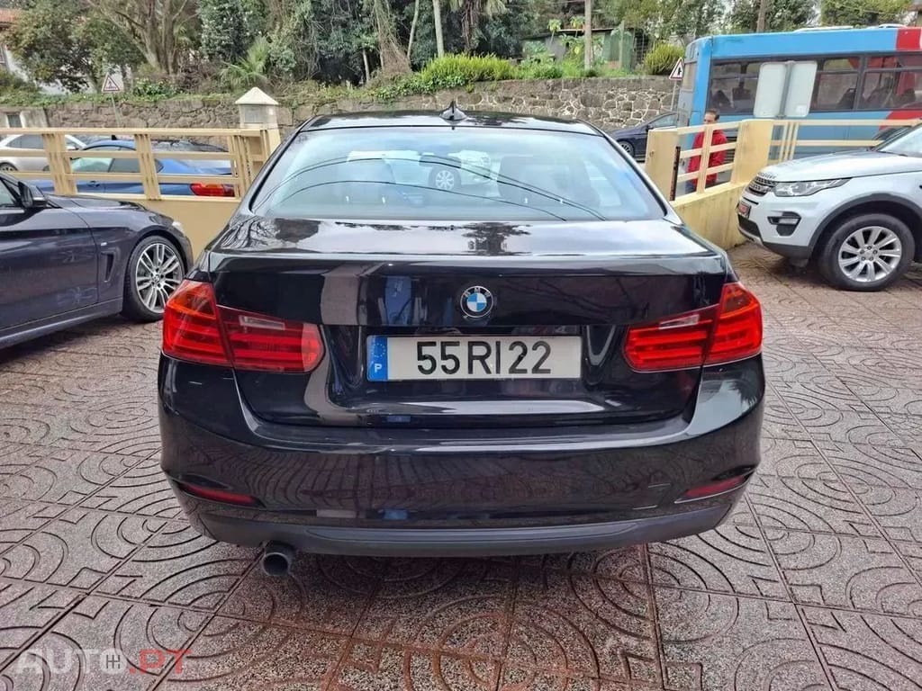BMW 320  D Aut Blue Performance Sport Line