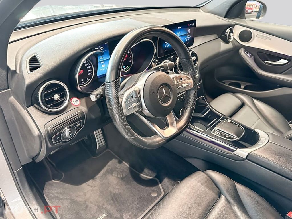 Mercedes-Benz GLC 300 I.V.A DEDUTIVEL e 4M AMG 