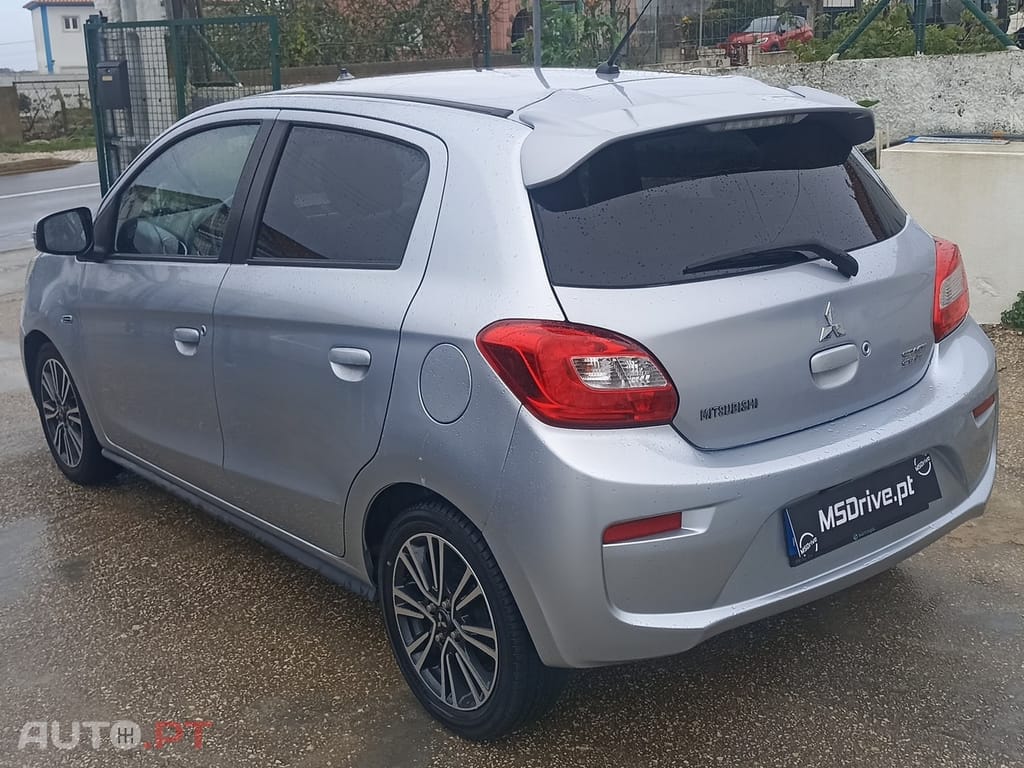 Mitsubishi Space Star 1.2 Intense Connect Edition