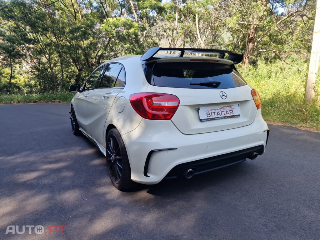 Mercedes-Benz A 180 d AMG Line