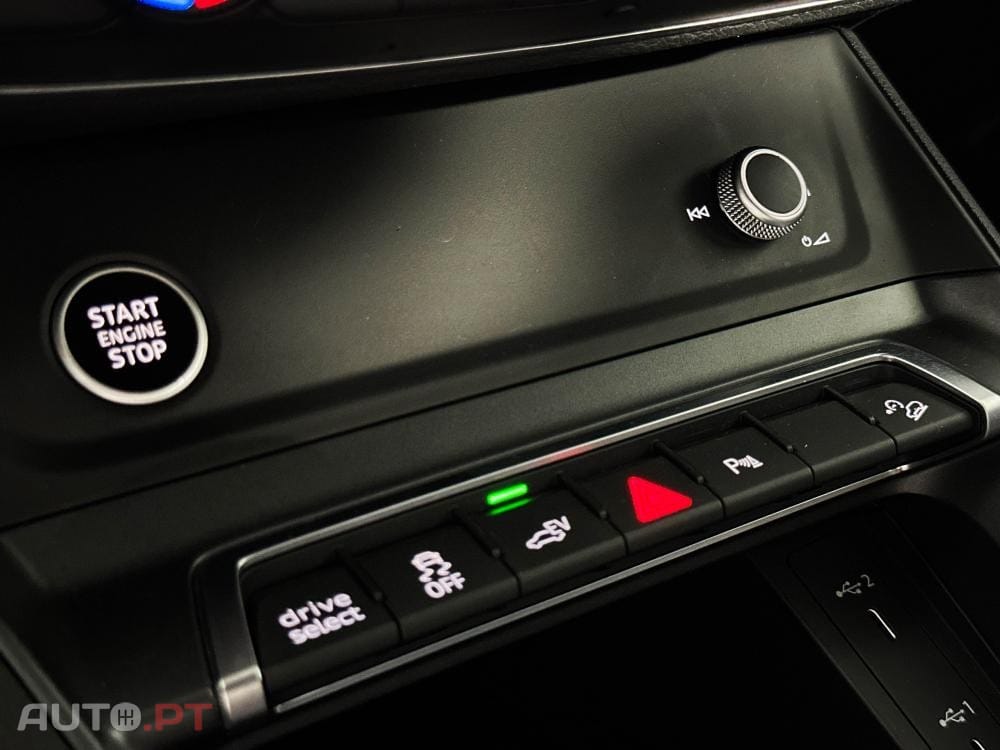 Audi Q3 45 TFSIe S line S tronic