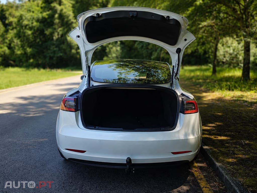 Tesla Model 3 Long Range Tração Integral