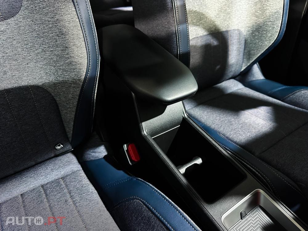 Renault 4 E-Tech 52 kWh Iconic Autonomia Conforto