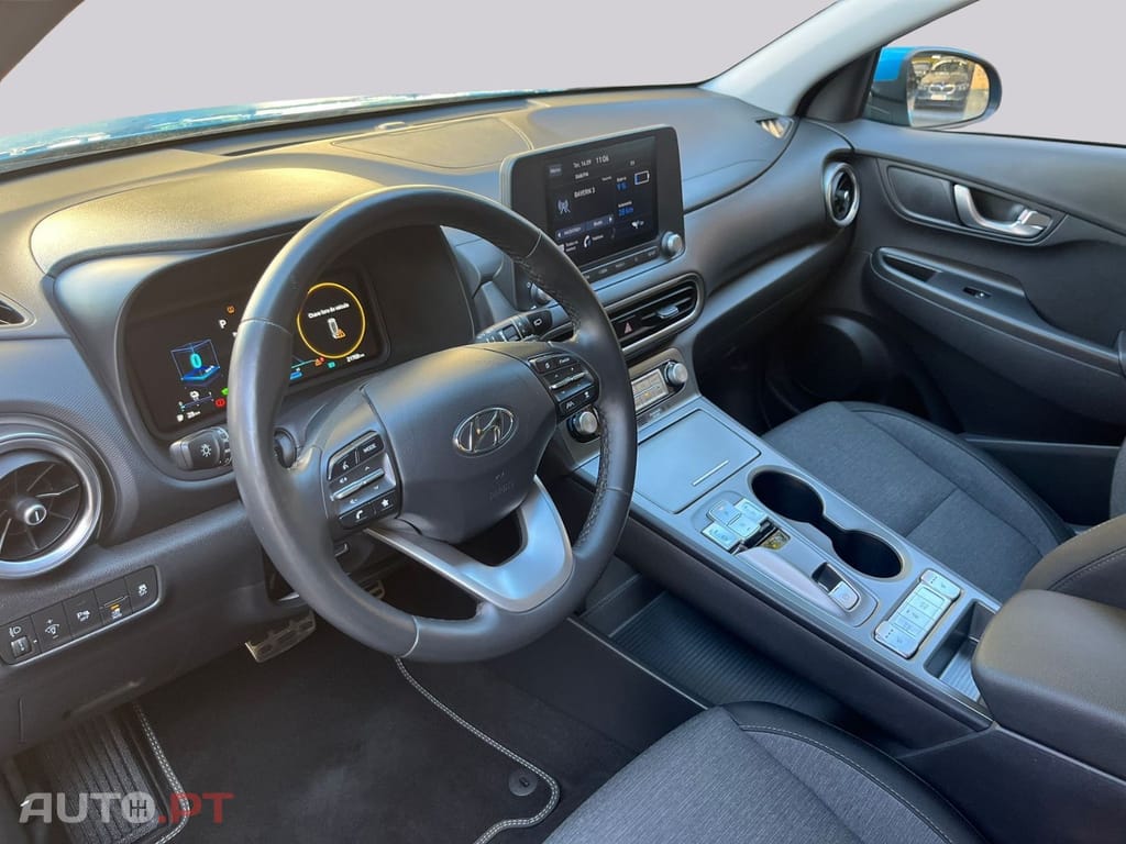 Hyundai Kauai Select I.V.A DEDUTIVEL  