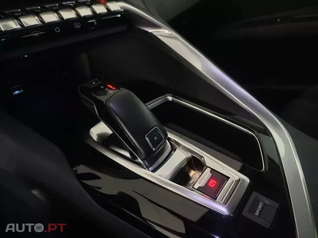 Peugeot 5008 1.6 BlueHDi Style EAT6