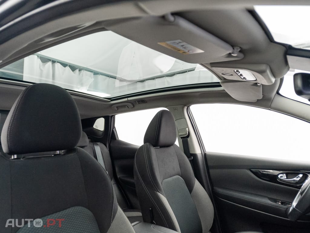 Nissan Qashqai 1.3 DIG-T N-Connecta