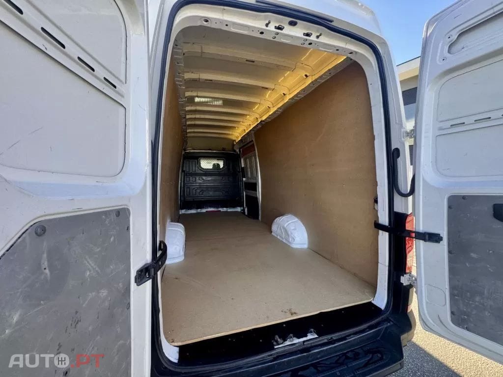 Volkswagen Crafter  35 L5H4 2.0 TDI