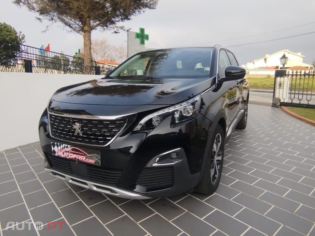 Peugeot 5008 1.2 PureTech Allure Grip Control