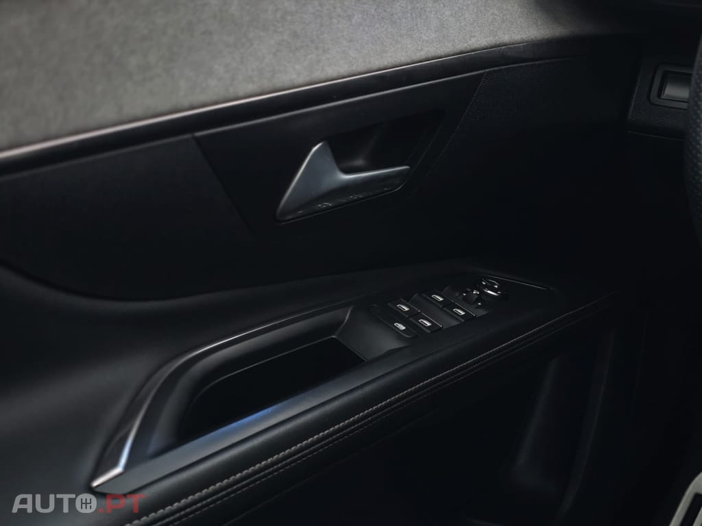 Peugeot 5008 1.5 BlueHDi GT EAT8