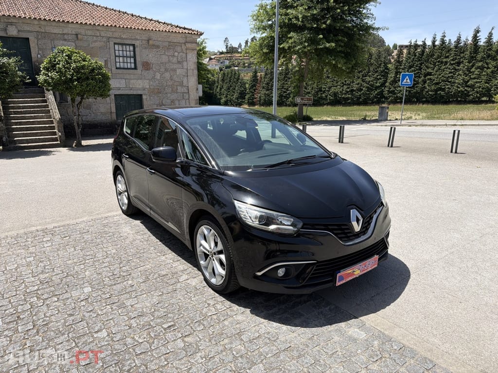 Renault Scénic dCi 110 EDC Dynamique