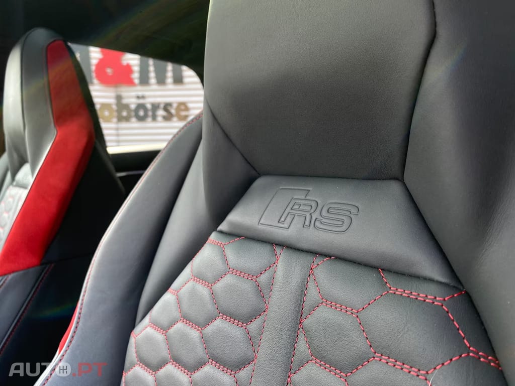 Audi RSQ3 SportBack quattro