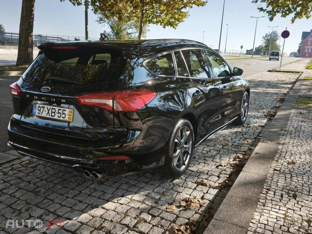 Ford Focus SW 1.0 EcoBoost MHEV ST-Line