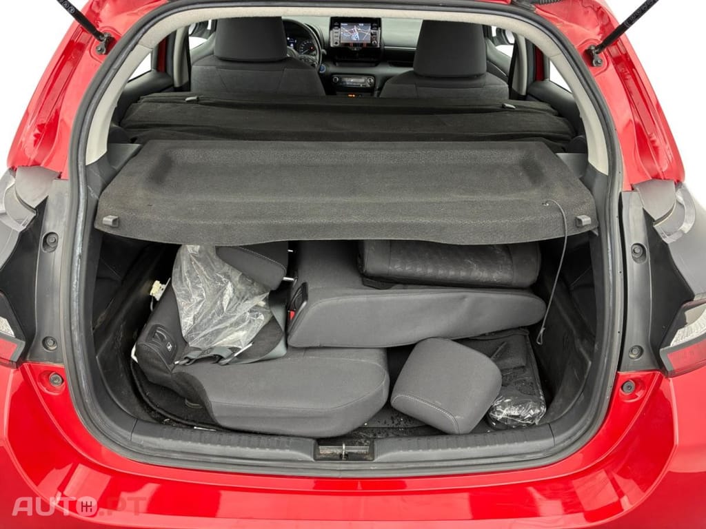 Toyota Yaris Pro 1.5 HDF MY21 Dynamic Business