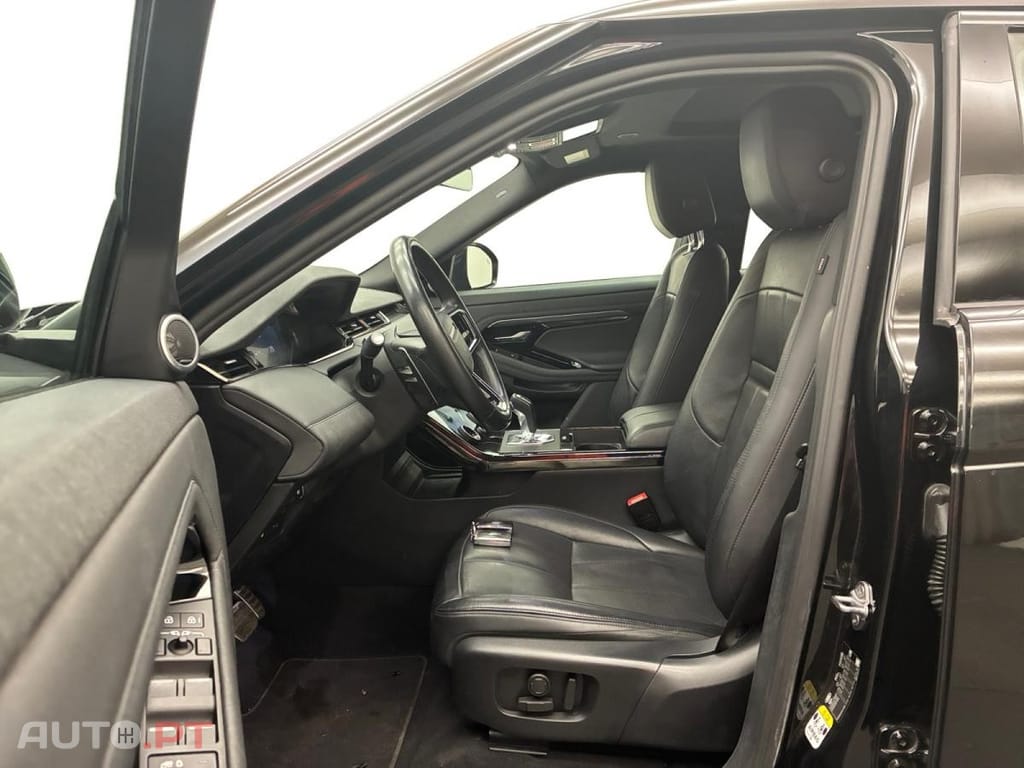 Land Rover Evoque 1.5 P300e AWD R-Dynamic S Auto