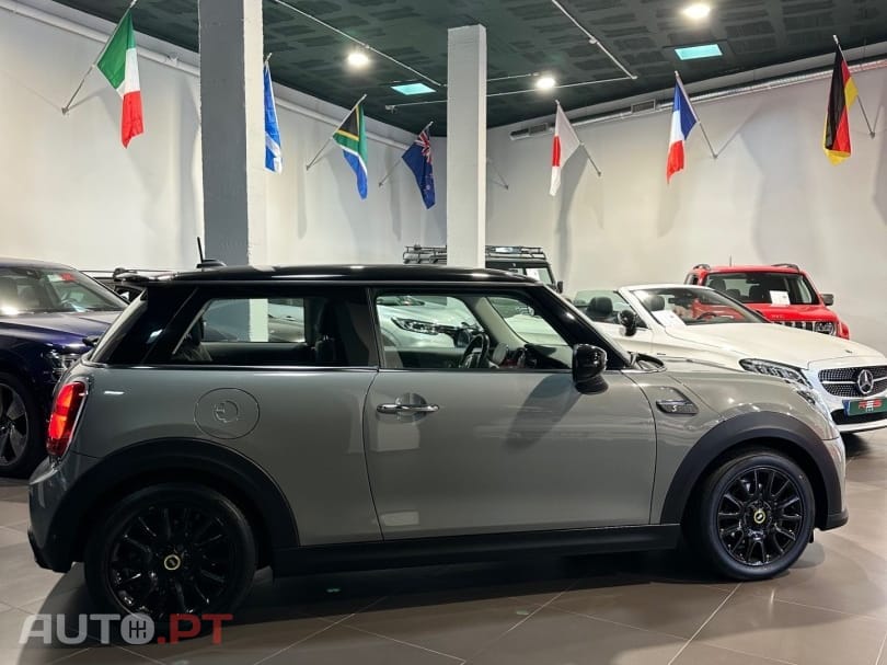 MINI Cooper Cooper SE