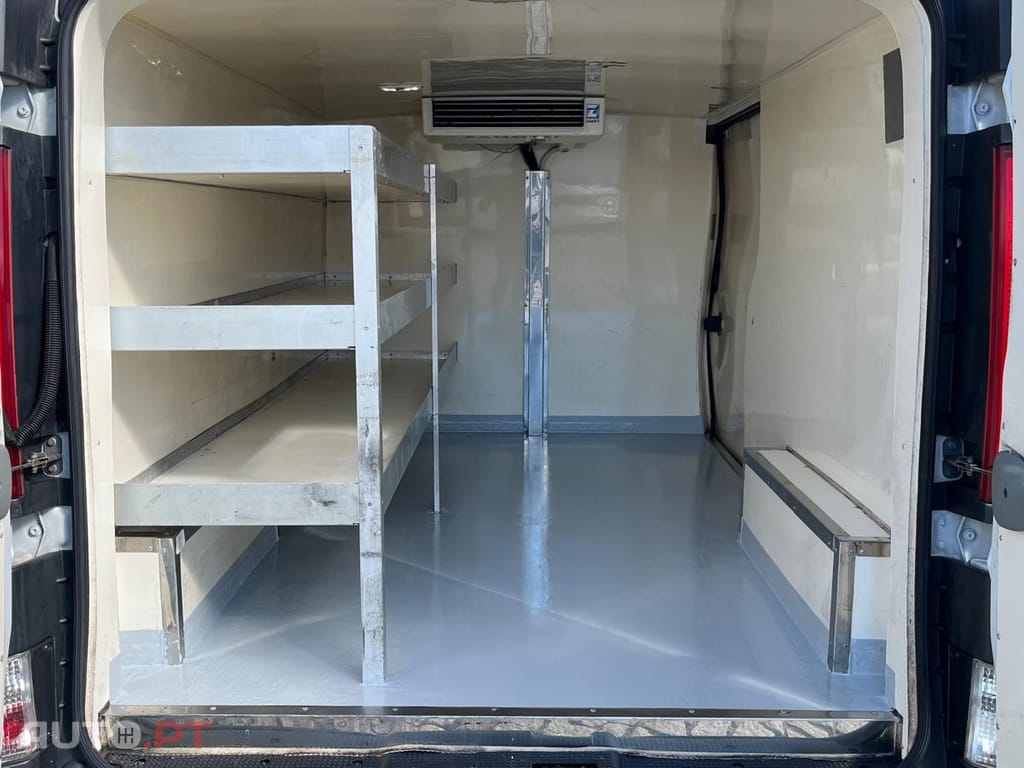 Opel Vivaro 2.0  115 CV   FRIGORIFIOCA