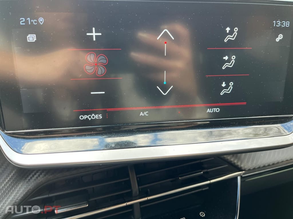 Peugeot 2008 GTLINE 1.5 BlueHdi EAT8
