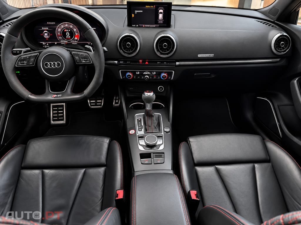 Audi RS3 Sportback 2.5 TFSI quattro S tronic