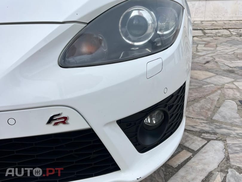 Seat Leon 2.0 TDI FR 18 Tiago Monteiro
