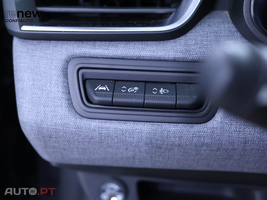 Renault Clio 1.0 Tce Evolution Bi-fuel — fotografia 15