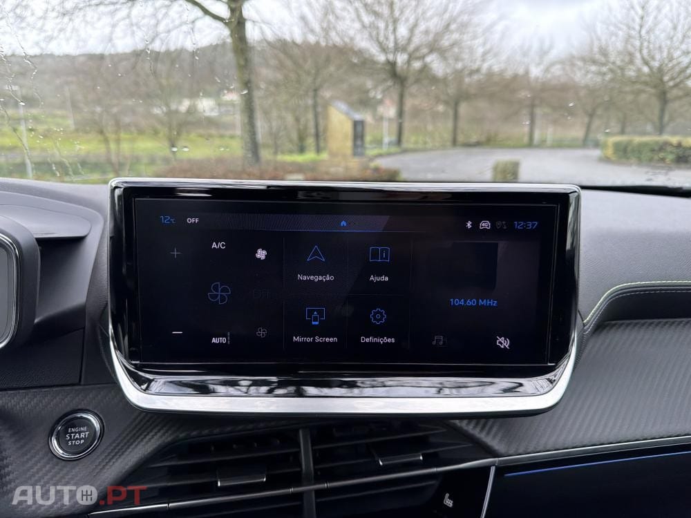 Peugeot E-2008 54 kWh GT