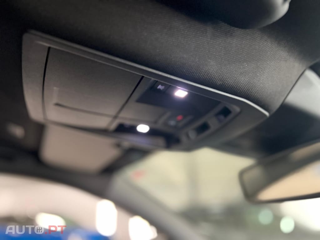 Peugeot 3008 1.2 Hybrid Allure Pack e-DCS6