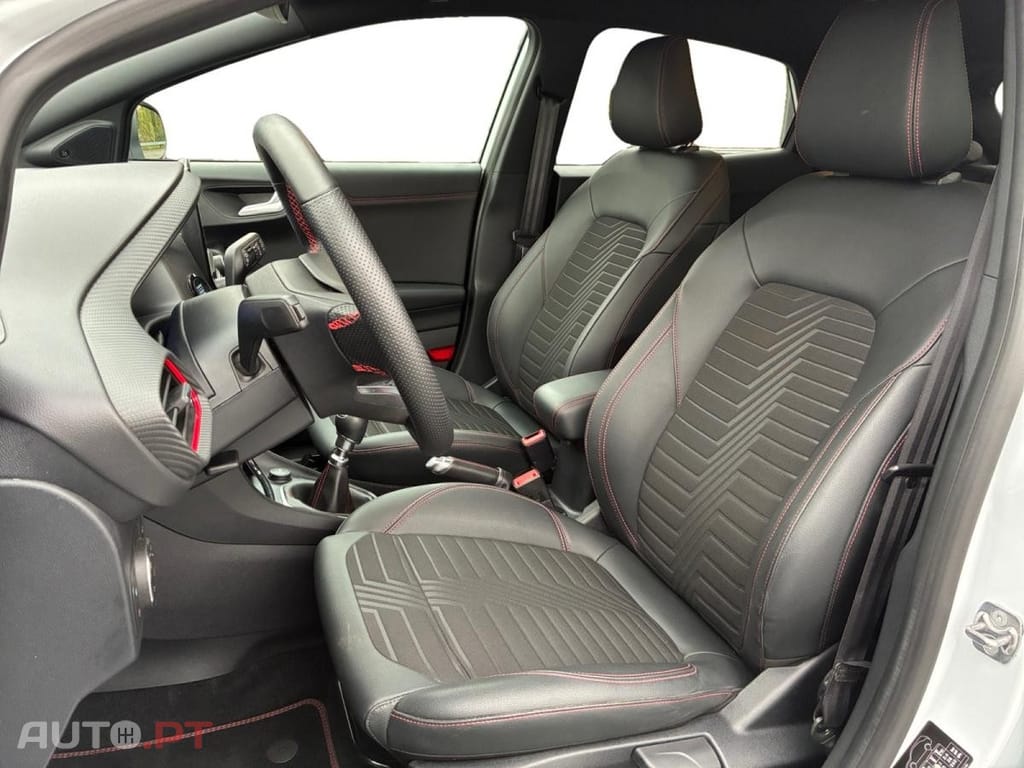 Ford Puma 1.0 EcoBoost MHEV ST-Line