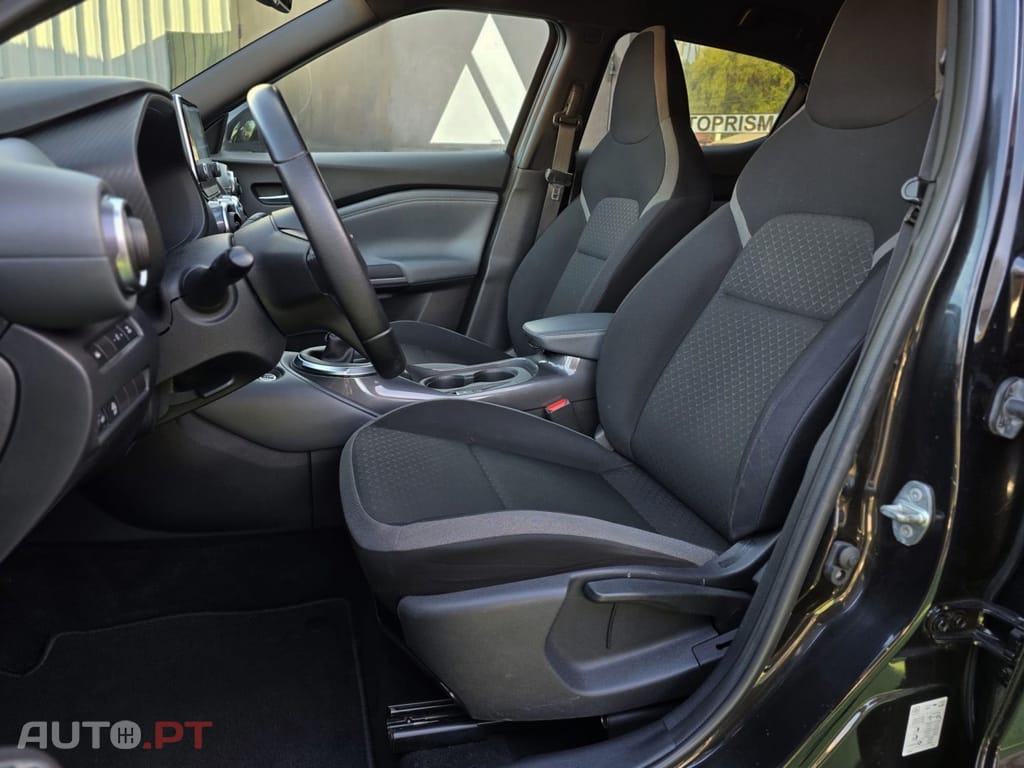 Nissan Juke 1.0 DIG-T N-Connecta