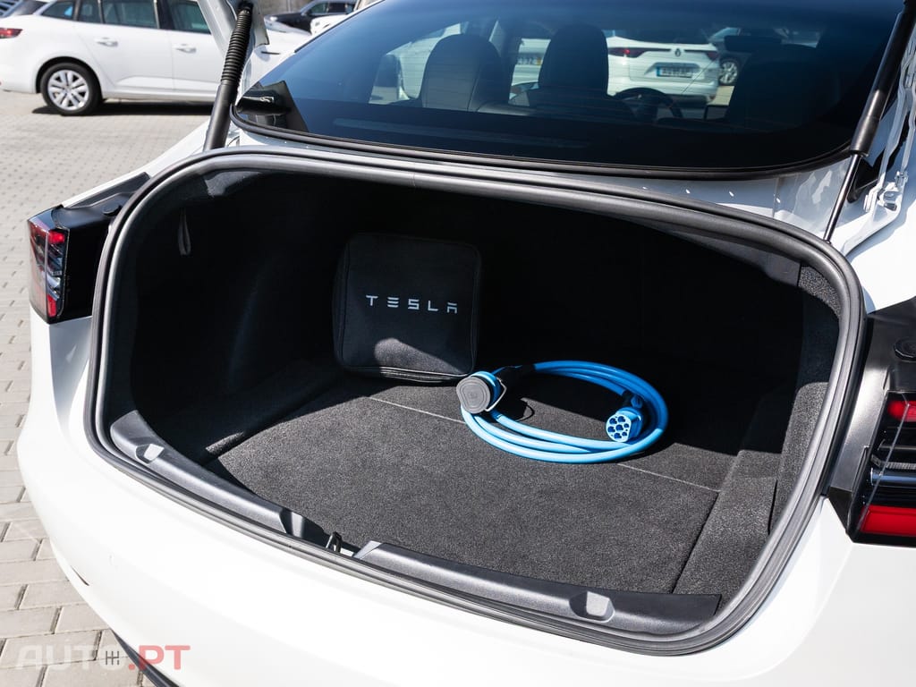 Tesla Model 3 Performance Dual Motor AWD