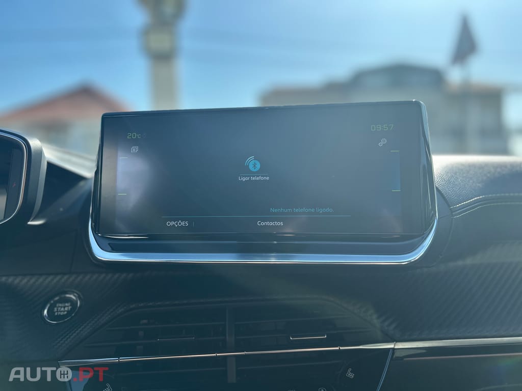 Peugeot E-208 50 kWh GT Pack