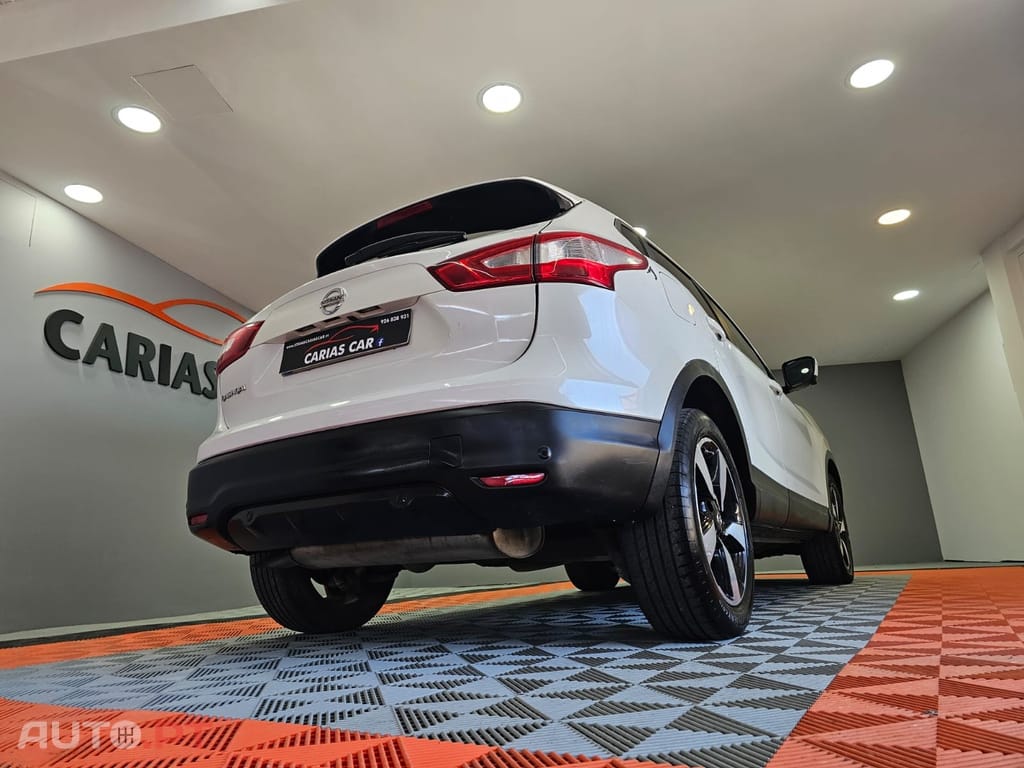 Nissan Qashqai 1.5 dCi N-Connecta