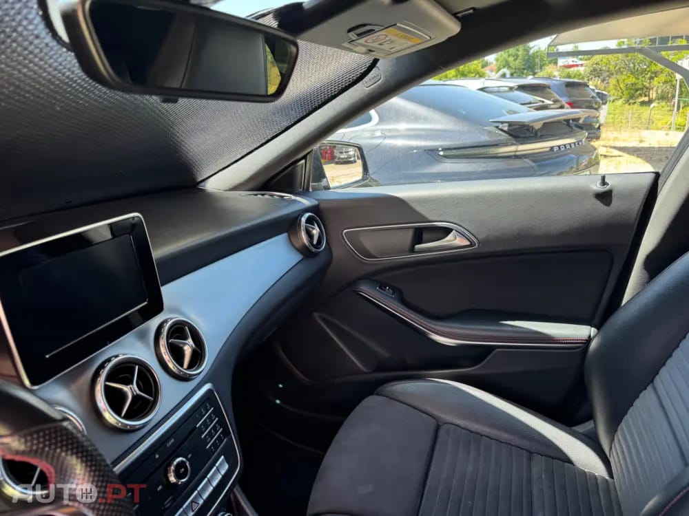 Mercedes-Benz CLA 180 d AMG Line