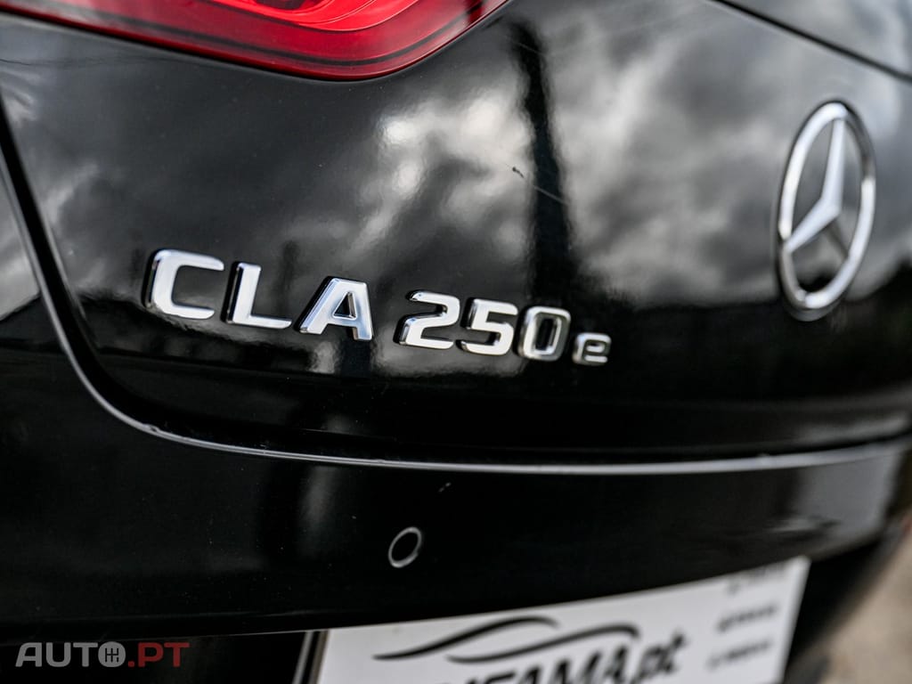 Mercedes-Benz CLA 250 e AMG Line