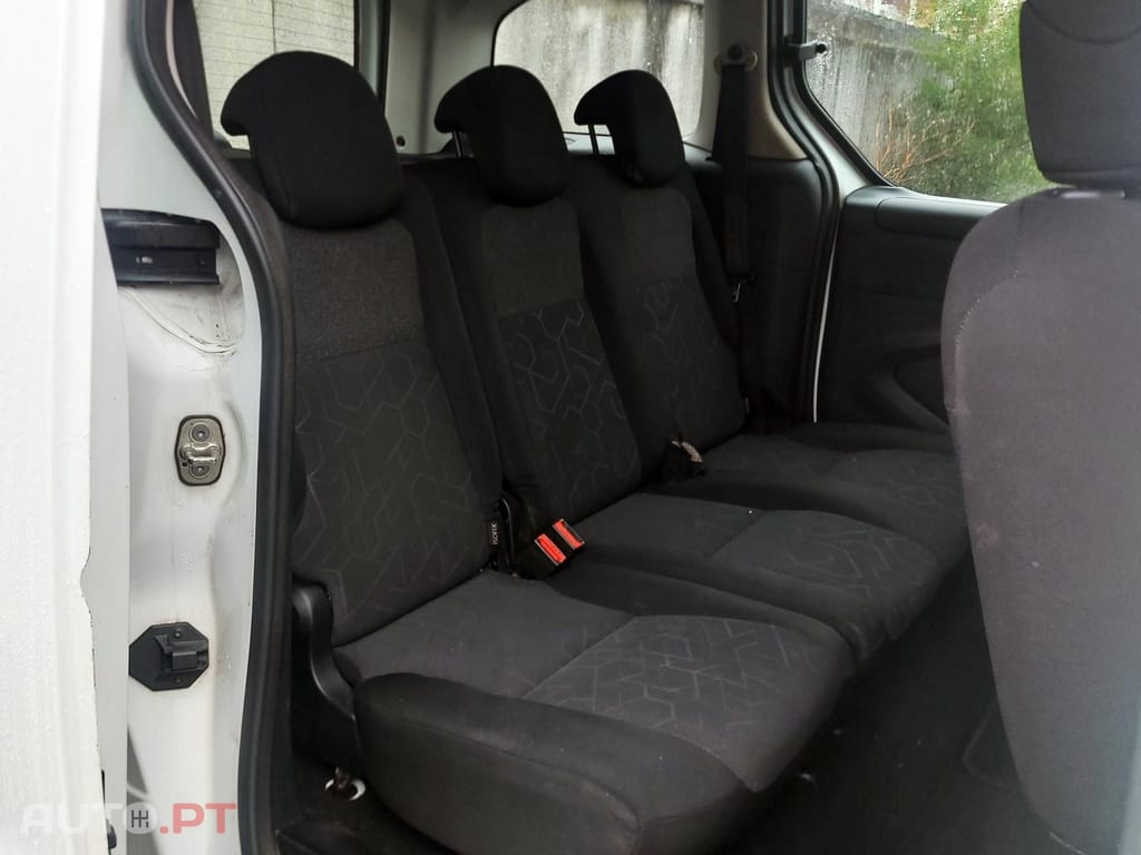 Peugeot Partner Tepee 1.6 BlueHDi 