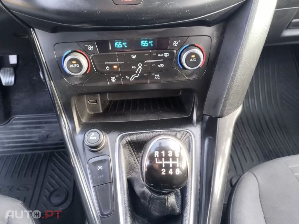 Ford Focus 1.0 EcoBoost Titanium