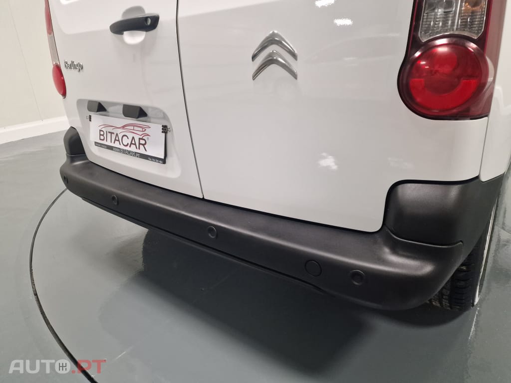 Citroen Berlingo 1.6 BLUEHDI IVA DEDUTIVEL APENAS 15.000KMS