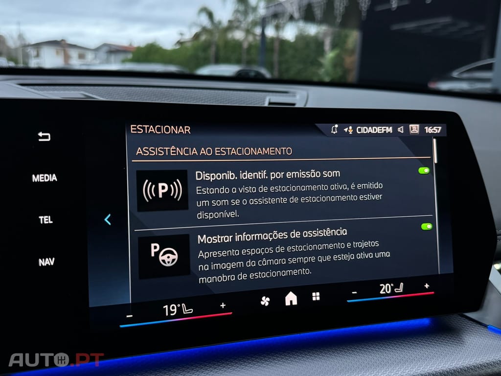 BMW X1 sDrive18d Pack Desportivo M