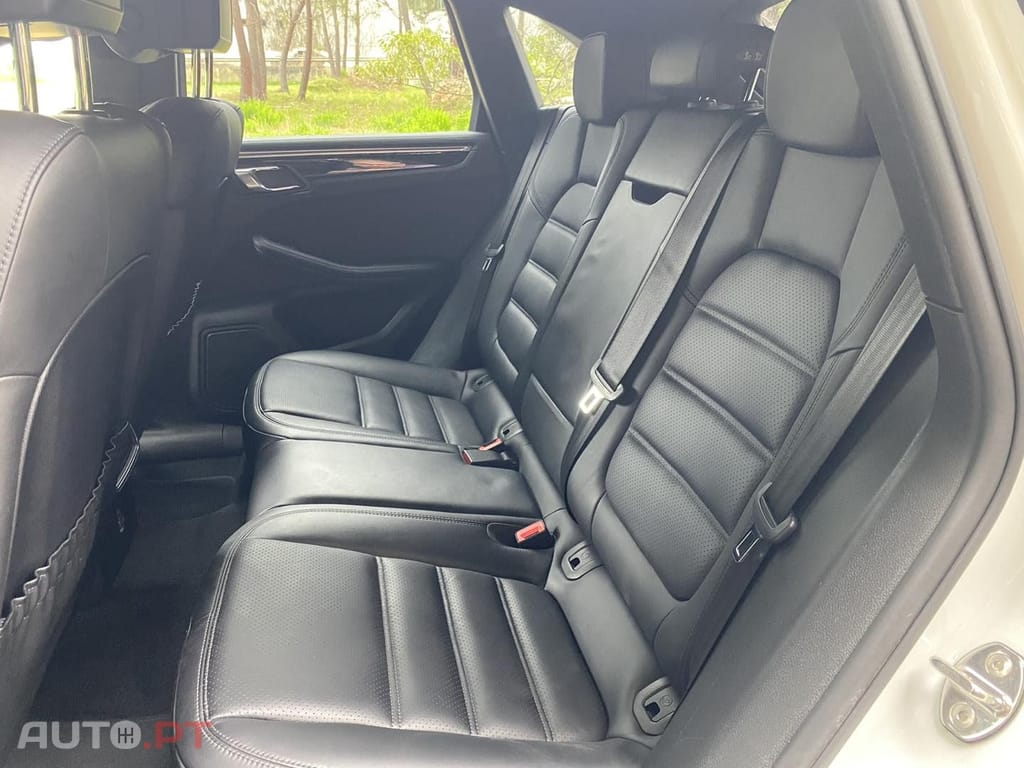Porsche Macan S
