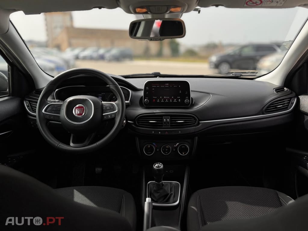 Fiat Tipo 1.3 M-Jet Lounge Tech J17