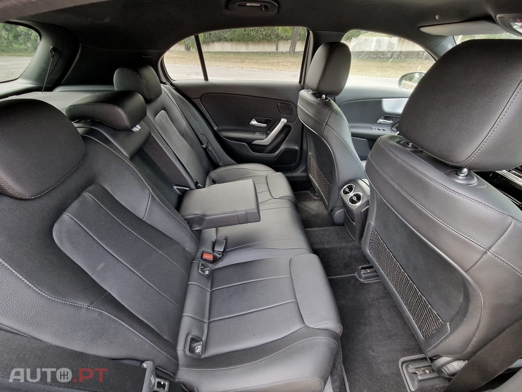 Mercedes-Benz A 180 BlueEFFICIENCY 1.5 Pack Night