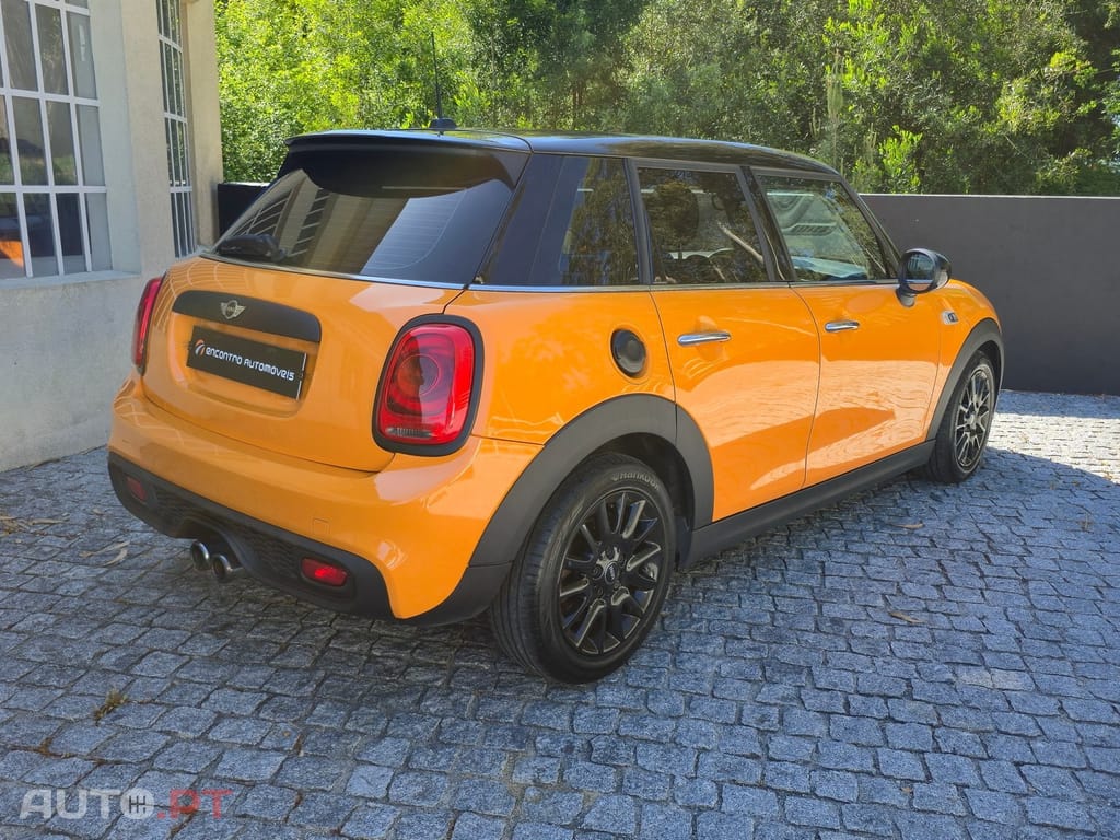 MINI Cooper Cooper SD