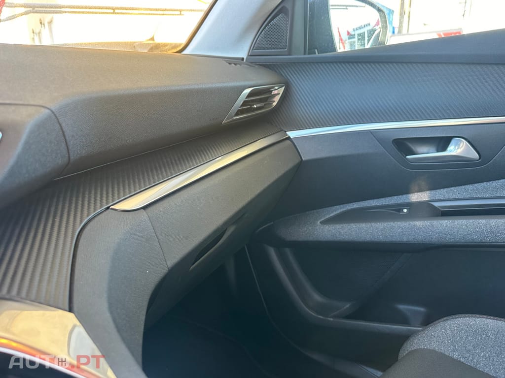 Peugeot 3008 1.5 BlueHDi Active Pack