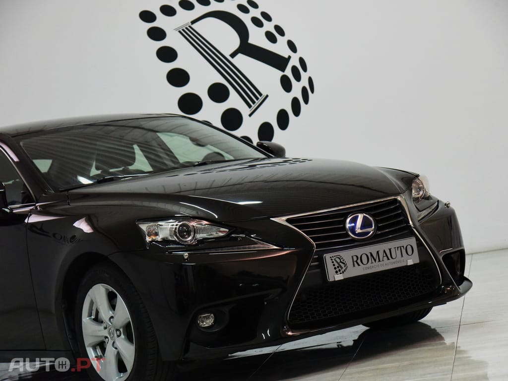Lexus IS Executive — fotografia 5