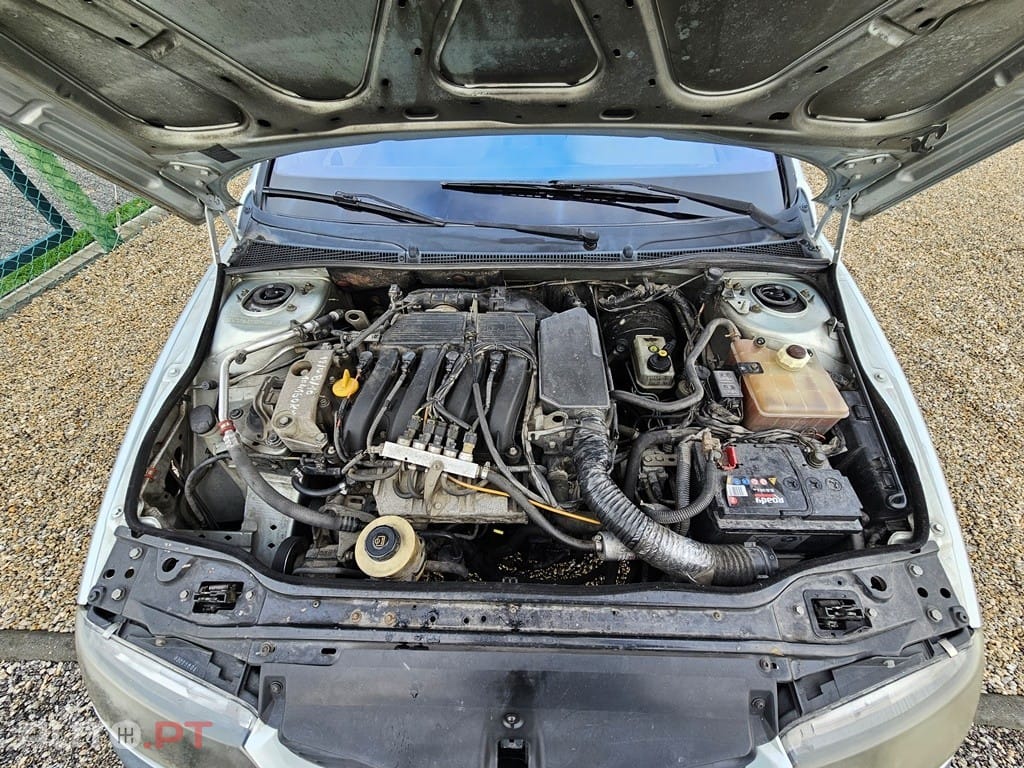 Renault Laguna 1.8 Expression