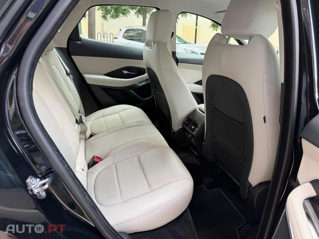 Jaguar E-Pace 2.0 i4 R-Dynamic HSE AWD Aut.