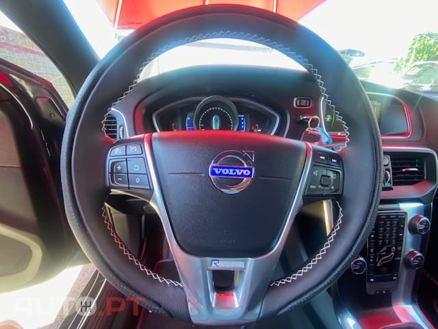 Volvo V40 1.6 D2 Eco R-Design