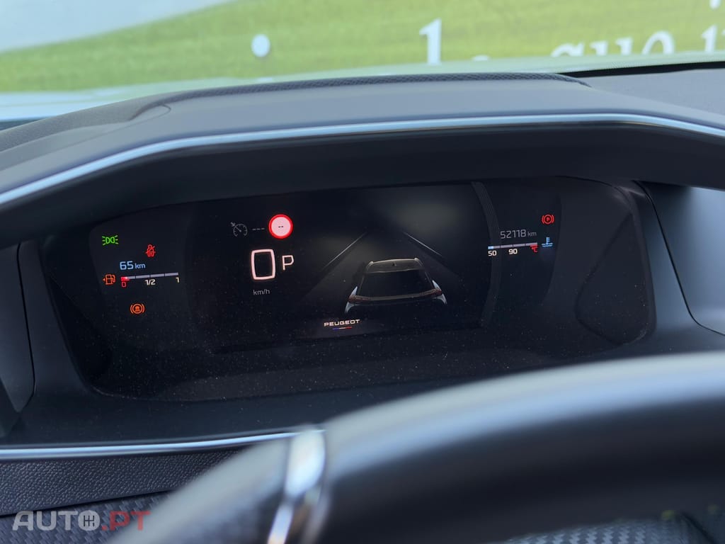 Peugeot 2008 1.2 PureTech GT EAT8