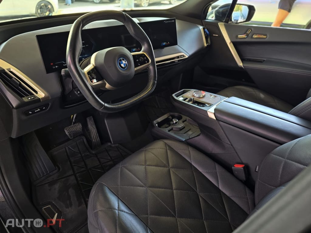 BMW iX xDrive 50