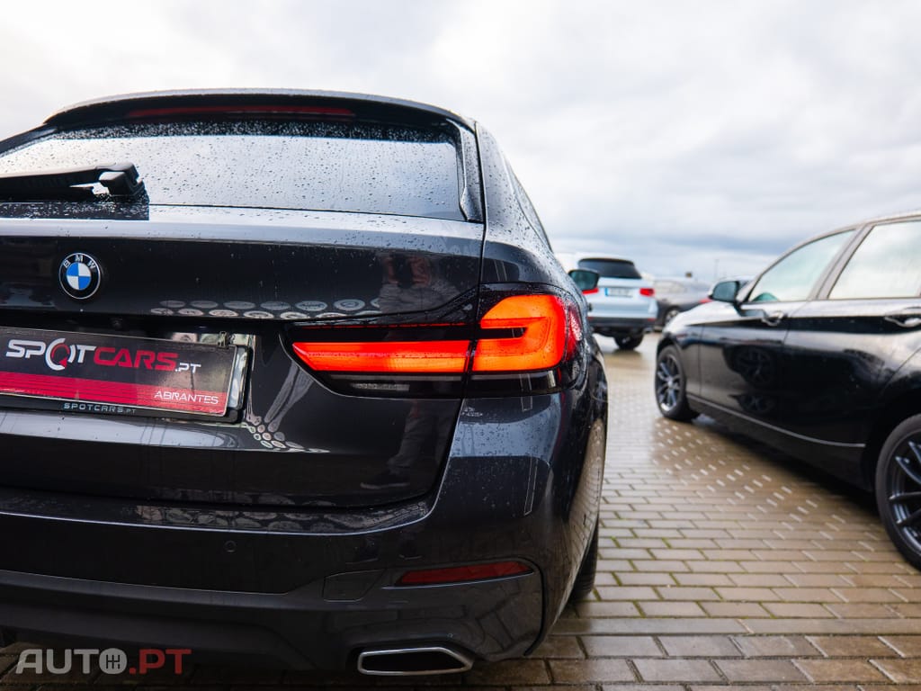 BMW 520 d Pack Desportivo M Auto